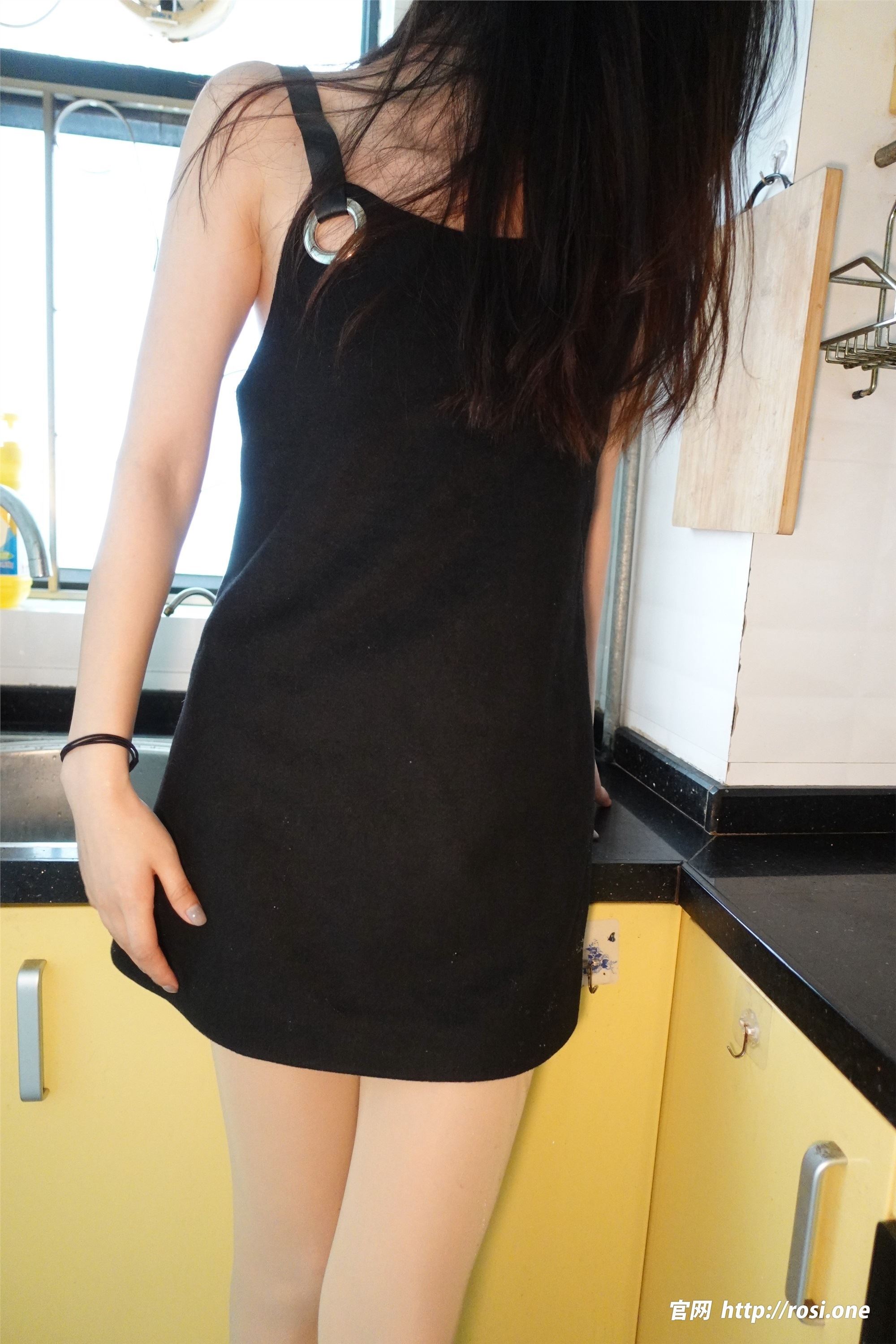 ROSI写真 2022.10.25 NO.3977